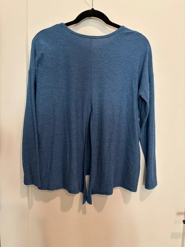 Beyond Yoga Long Sleeve Top - Image 2