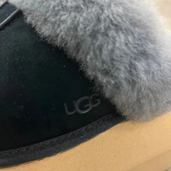 Ugg Women's Black Slides - Image 4