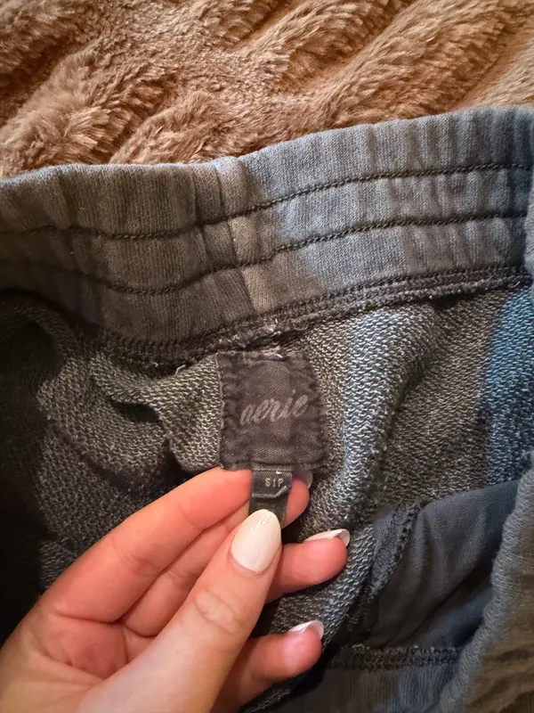 Aerie Sweat Shorts Grey - Image 3