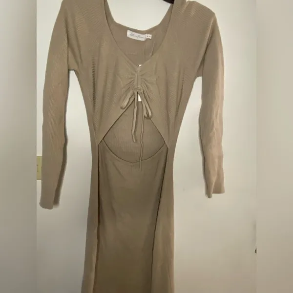 All In Favor Ribbed Cutout Midi Dress Long Sleeve Size Medium NWT - Image 6