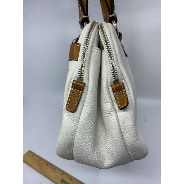 Coach Leather Medium Size White Brown Shoulder Bag - Image 5