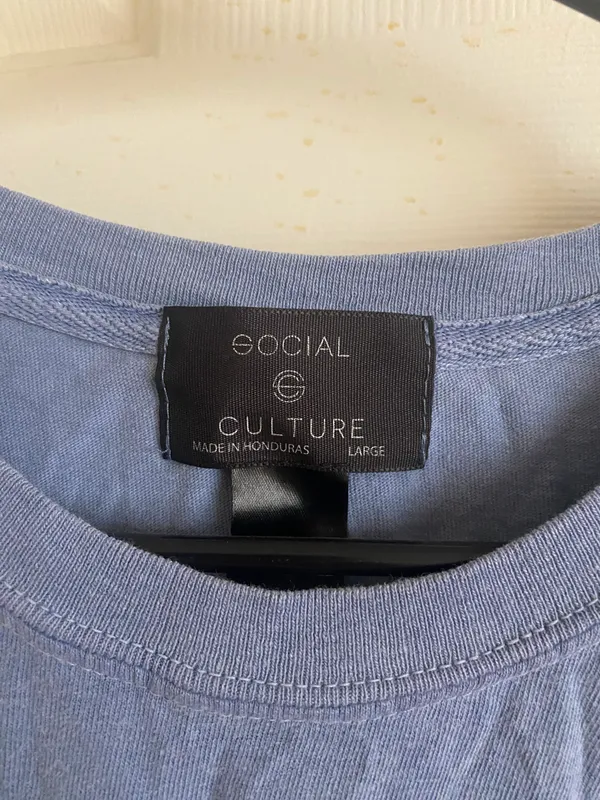 LA Crop Top Size L - Image 3