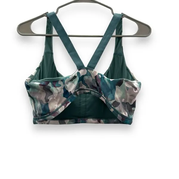 Spanx Low Impact Support Multi Camo Print Scoop‎ Neck Sports Bra Sz L - Image 3