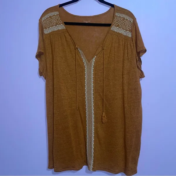 Garnet Hill Embroidered Organic-Linen Split-Neck Tee Size L Casual Boho Peasant - Image 2