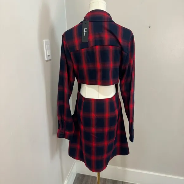 Lulus Red Navy Blue Plaid Cutout Back Mini Shirt‎ Dress NWT Medium - Image 4