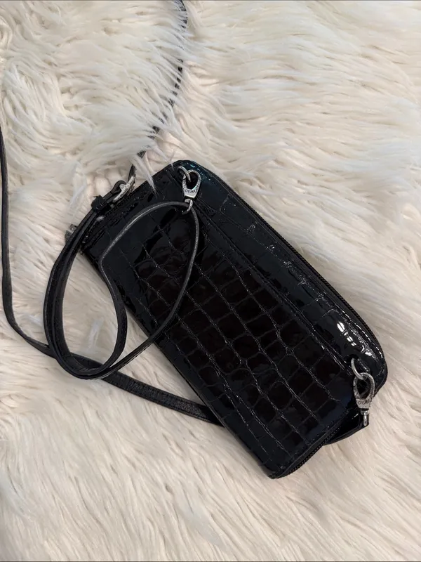 Brighton Black Croc-Embossed Crossbody /Wallet excellent condition see photos - Image 9