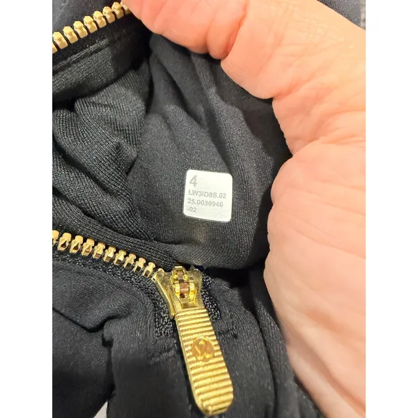 Lululemon Women Jacket 4 Black Define Gold Zip Slim Fit Luon Thumbholes - Image 5