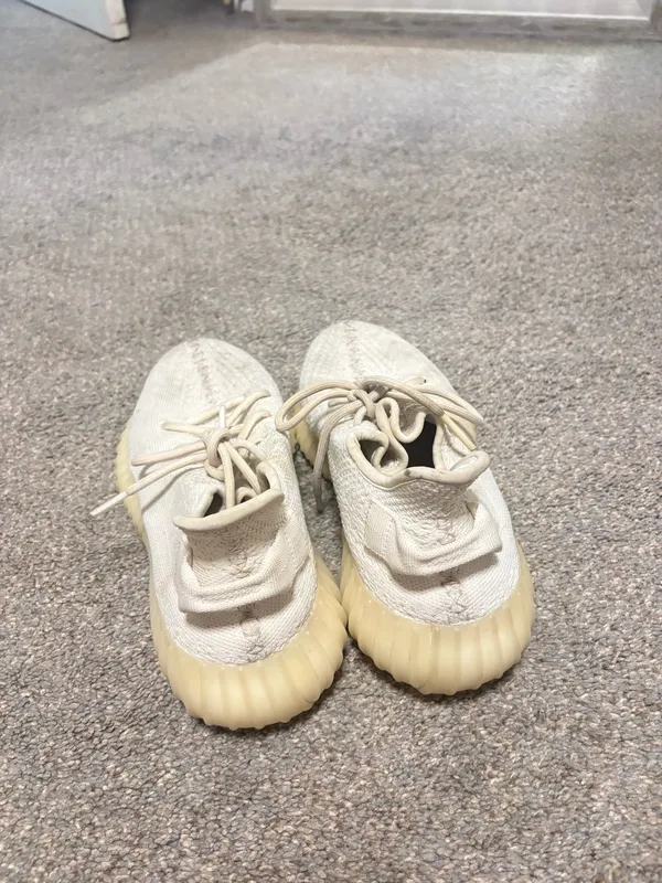 Yeezy Boost 350 V2 - Image 3