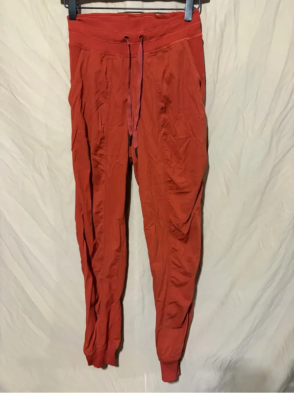 Lululemon Dance Studio Mid-Rise Jogger *Full Length
Autumn Rust - Image 2