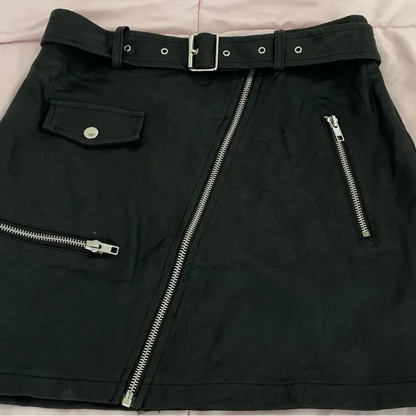 LF Seek The Label black vegan leather Moto biker asymmetrical zip mini skirt S - Image 7