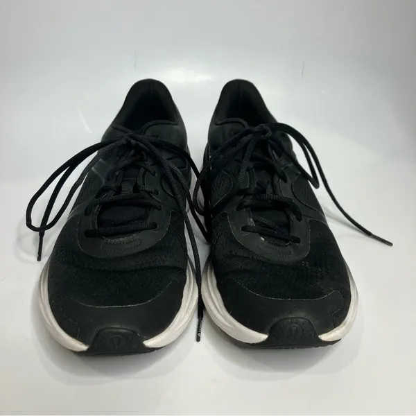 Lululemon blissfeel running Shoes sneakers women's size 9.5 black white athletic - Image 3