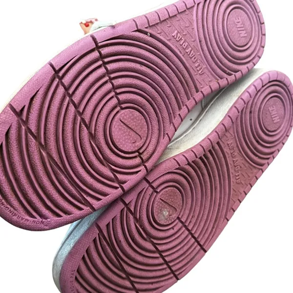 Nike Athletic‎ Shoes - Image 6