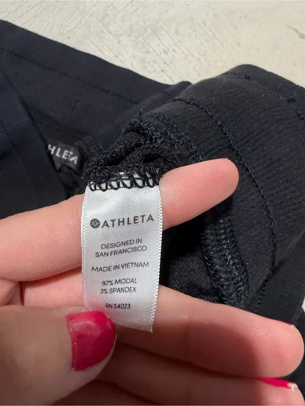 Athleta Black Jogger Pants with Drawstring Waist medium - Image 8