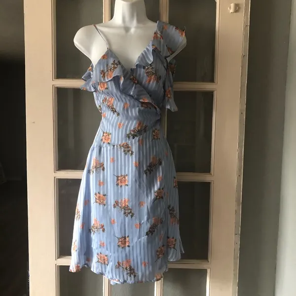 New ASTR Josie Floral‎ Wrap Dress - Image 3