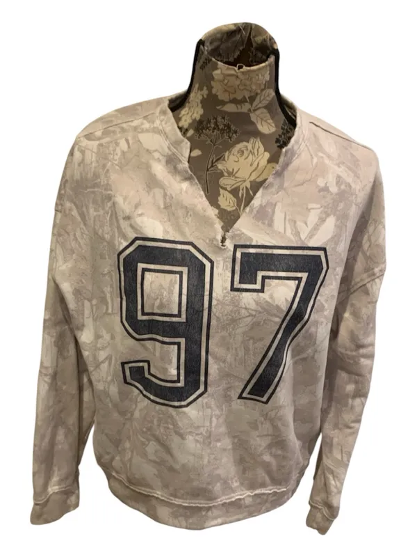 HOLLISTER Light Camo Oversized V Neck Sweatshirt size XS - Image 2