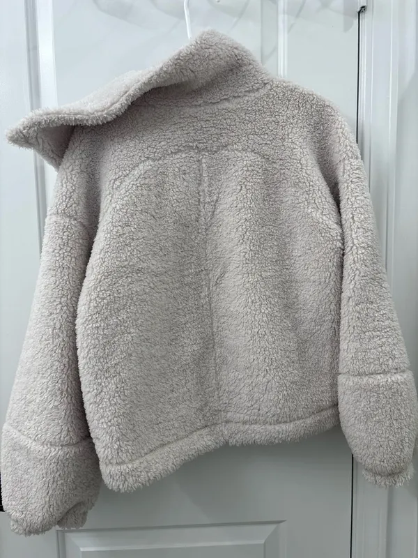 Lululemon cinchable fleece zip up jacket - Image 10