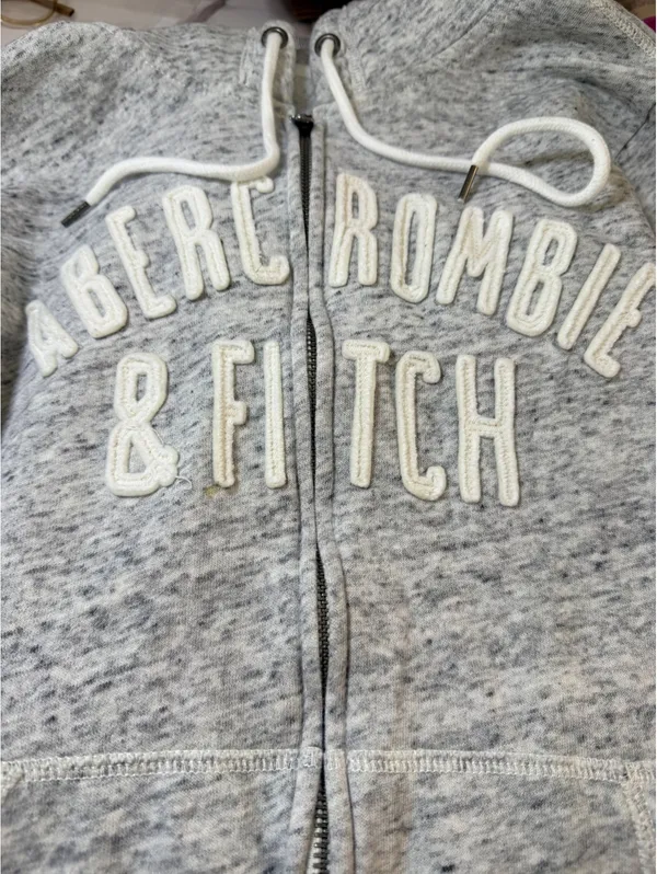 Abercrombie & Fitch Sherpa Lined Full Zip Hoodie Gray Embroidered Logo Women’s L - Image 2