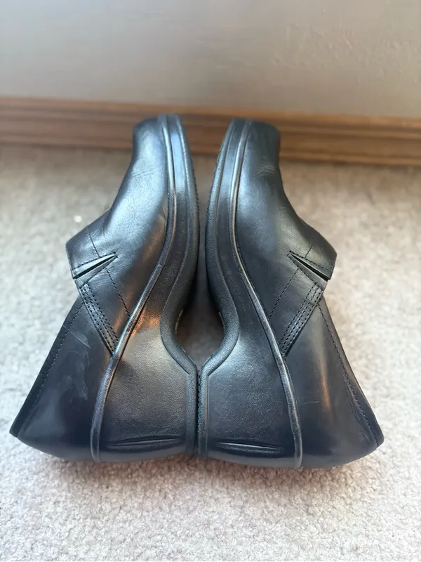 Eastland Black Leather Wedge Clogs 7.5M Dark Academia Chunky Slip On - Image 5