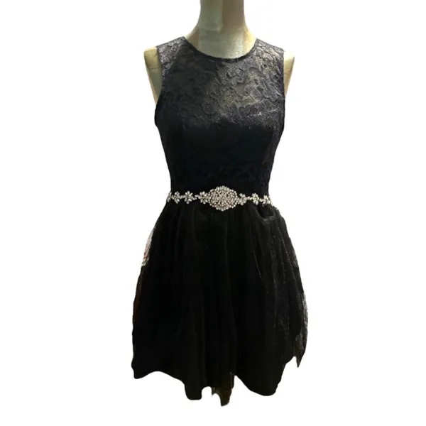 B.‎ Darlin Women's Junior Black Sleeveless Prom, Party, Formal, Wedding Dress - Image 3