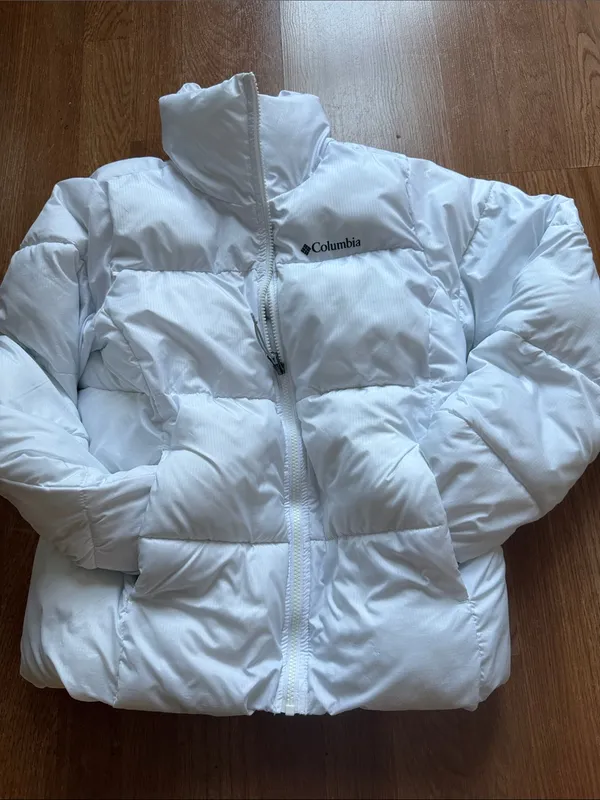 Columbia White Quilted Puffer Jacket - Image 6