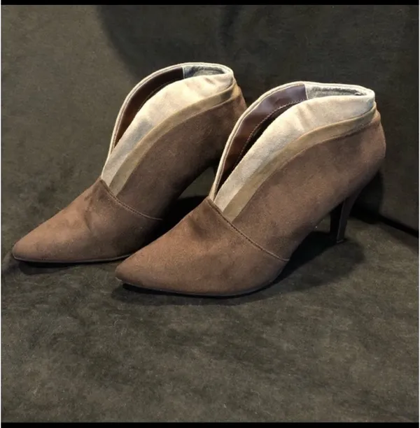 Impo Brown Suede Heels - Image 2