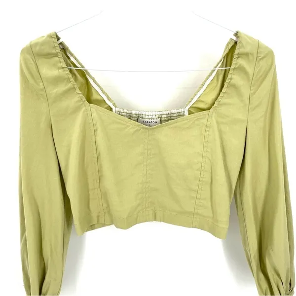 Aritzia Babaton GREEN Hadwyn Puff Sleeve Crop Sweetheart Neckline Linen Blouse - Image 3