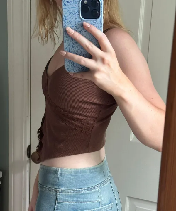 Hollister tank top - Image 2