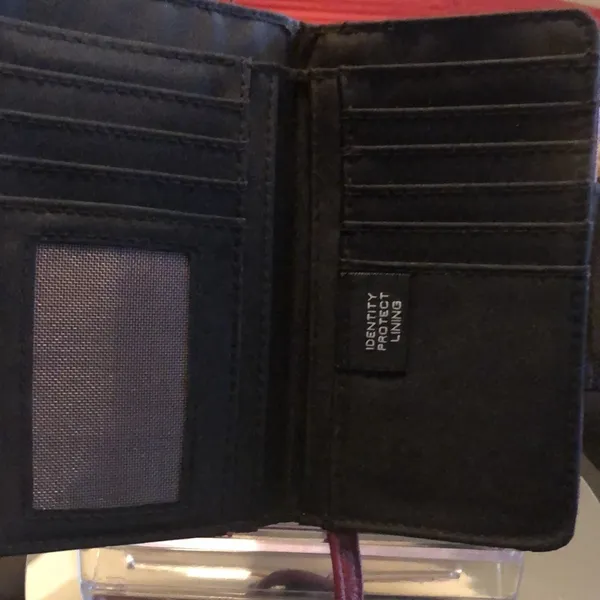 Tahari Burgundy Wallet Identity Protect Zip And Snap Closure - Image 6