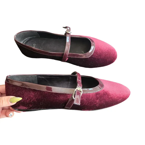 Mango Bella Velvet Mary Jane Flats Size: 39 - Image 2