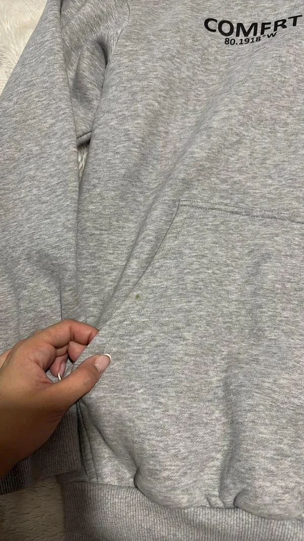 comfrt hoodie - Image 2