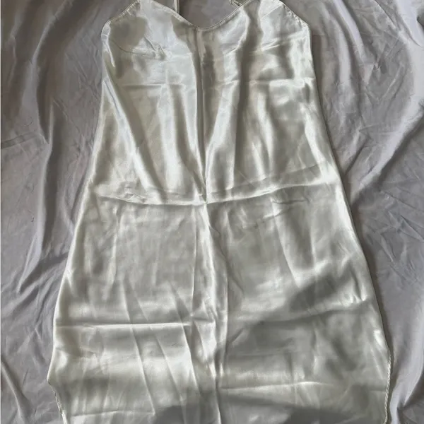 Vanity Fair Ivory Satin Slip Dress Vintage Lingerie Nightgown Maxi Bias Cut Y2K - Image 2