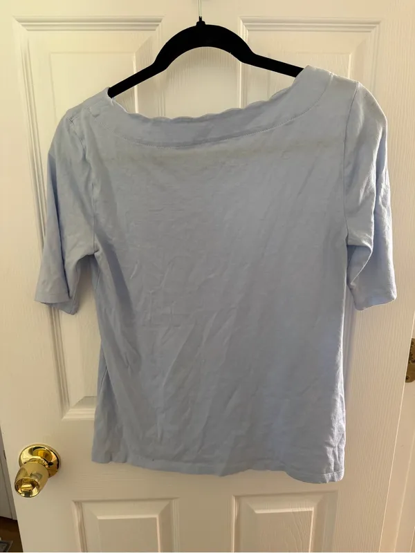 Talbots Light Blue Pima Cotton Tee Size Small STAIN - Image 7