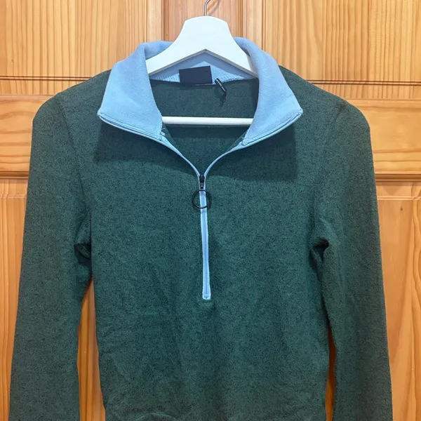 Urban Outfitters Out From Under Size Medium Green and Blue Collared Crop Top. - Image 3