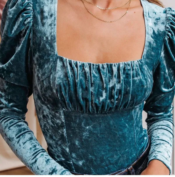 Vici New - Dina Velvet Puff Sleeve Top - Teal - Image 4