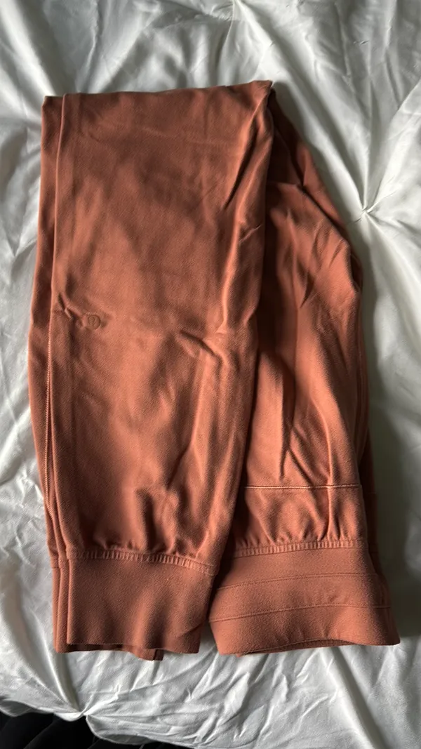 Lululemon joggers  - Image 3