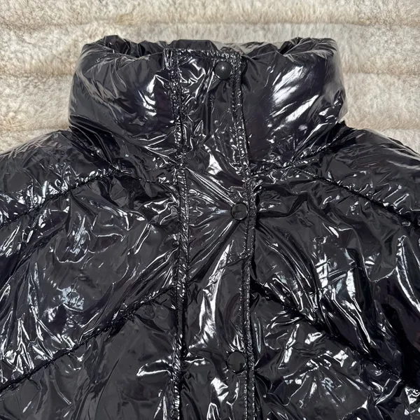 Stoosh Jacket Womens Medium Black Glossy Bubble Coat Cropped Shiny Puffer New - Image 5