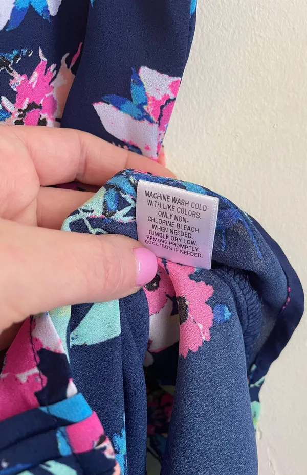 Candie’s Sleeveless Blouse - Image 8