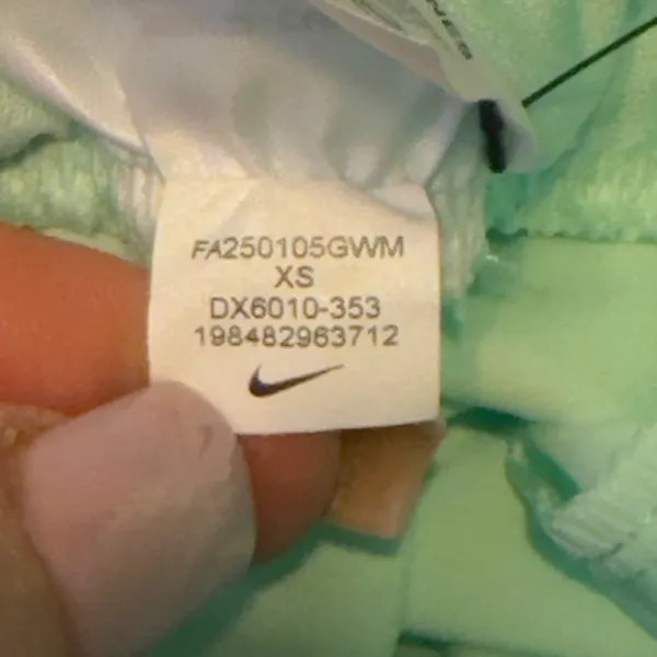 636 | NWT Nike Dri-FIT Women‎ XS Smocked Waist Training Shorts Mint Green - Image 7