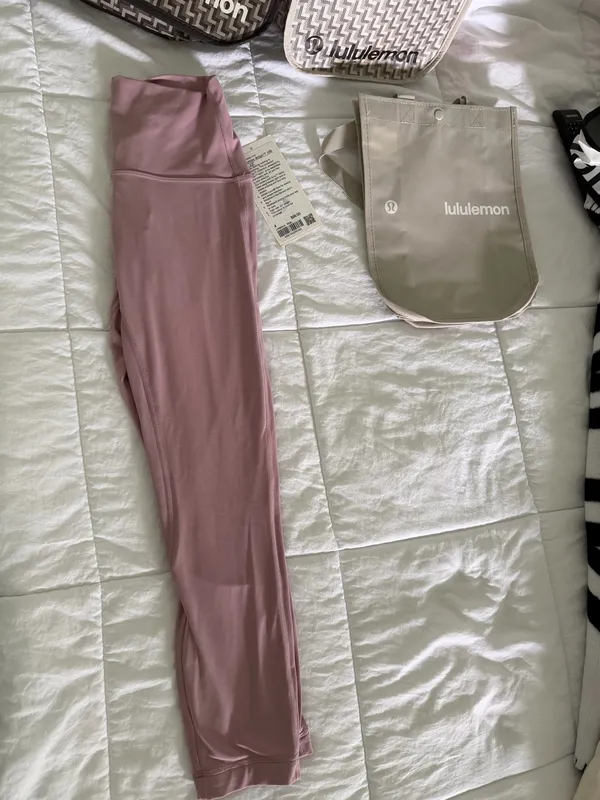 Lululemon Align 23" High-Rise Crop - Image 3