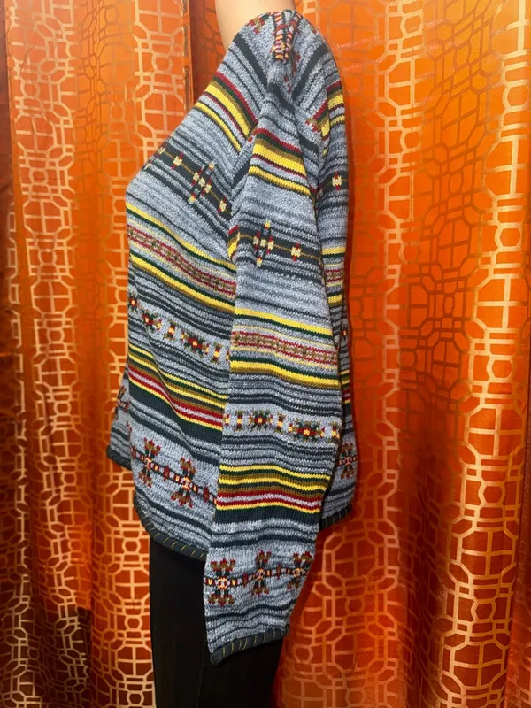 Fiorlini International Medium Pullover Sweater Like New Cozy Top - Image 2