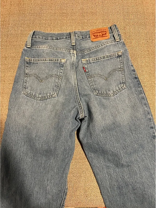 Levi’s 94’ Baggy Jeans - Image 4