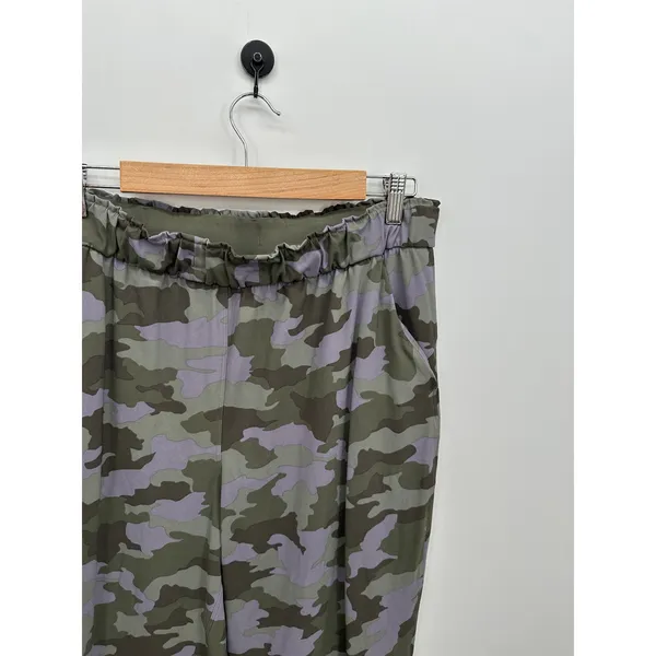 Lululemon Keep Moving Pant 7/8 High Rise Camo Brier Rose Sz 12 Workout - Image 6