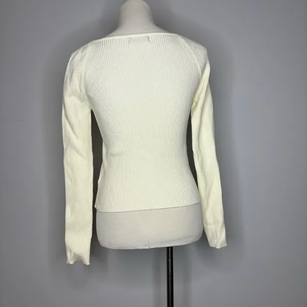 5/$25💜 SHEIN- White Ribbed MOD Sweetheart Neck Crop Tube Long Sleeves Sweater - Image 4