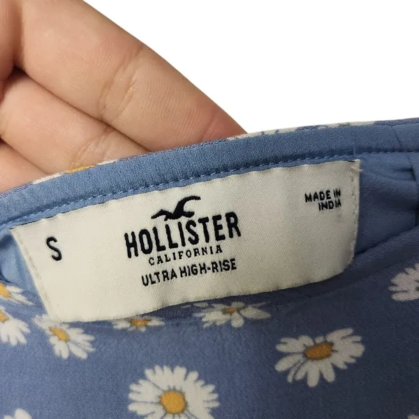 Hollister Blue Daisies Floral Front Slit Ultra High Rise A-Line Mini Skirt Small - Image 3