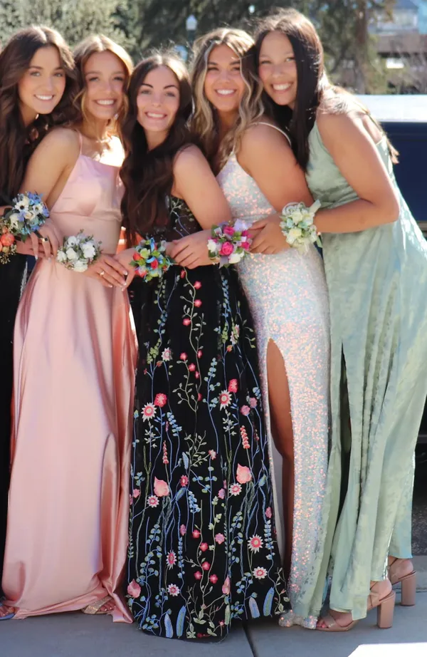 Dillard's Prom Dress - Image 2