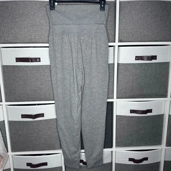 GapFit Brushed Tech Jersey Joggers Gray Size XS - Image 3