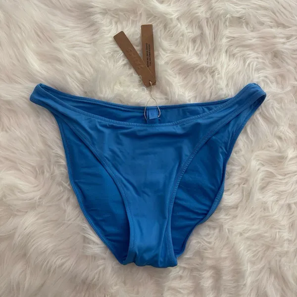 Skims Swim Cheeky Tanga Bottom Tide Size Medium - Image 3