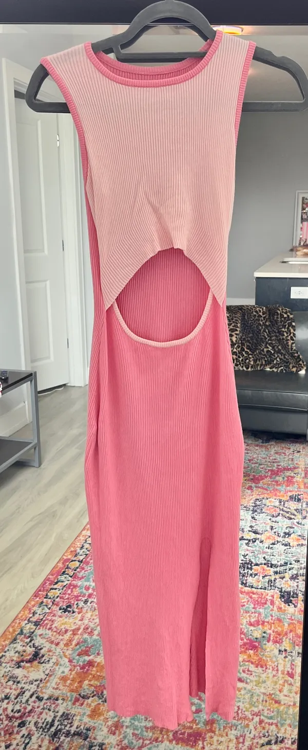 Amazon Dress Pink Midi - Image 2