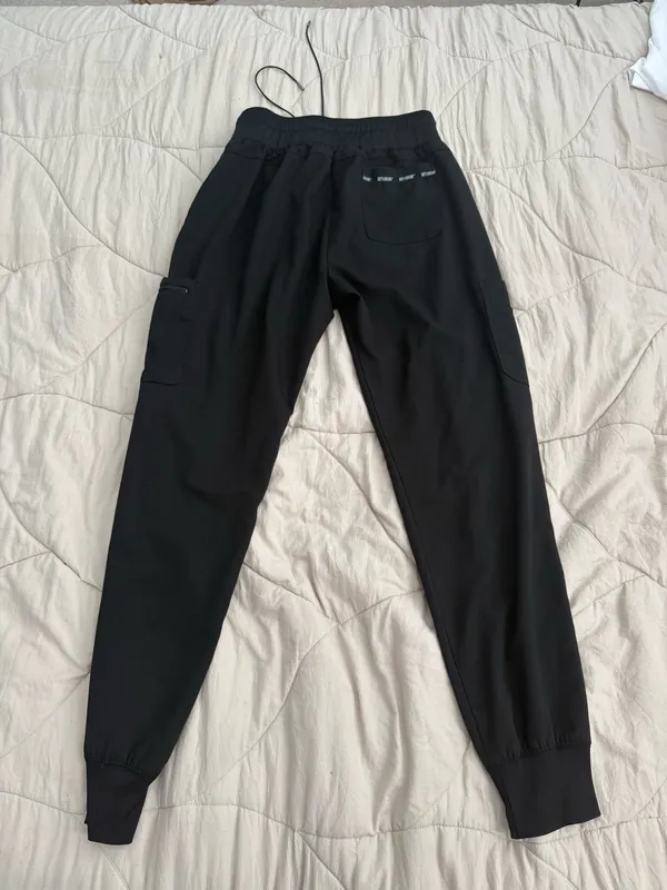 Greys Anatomy Scrub Set Sz MT - Image 4