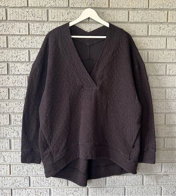 Lululemon Rippled V-Neck Pullover Black Size 10 Oversized Yoga Gym Workout Comfy - Image 6
